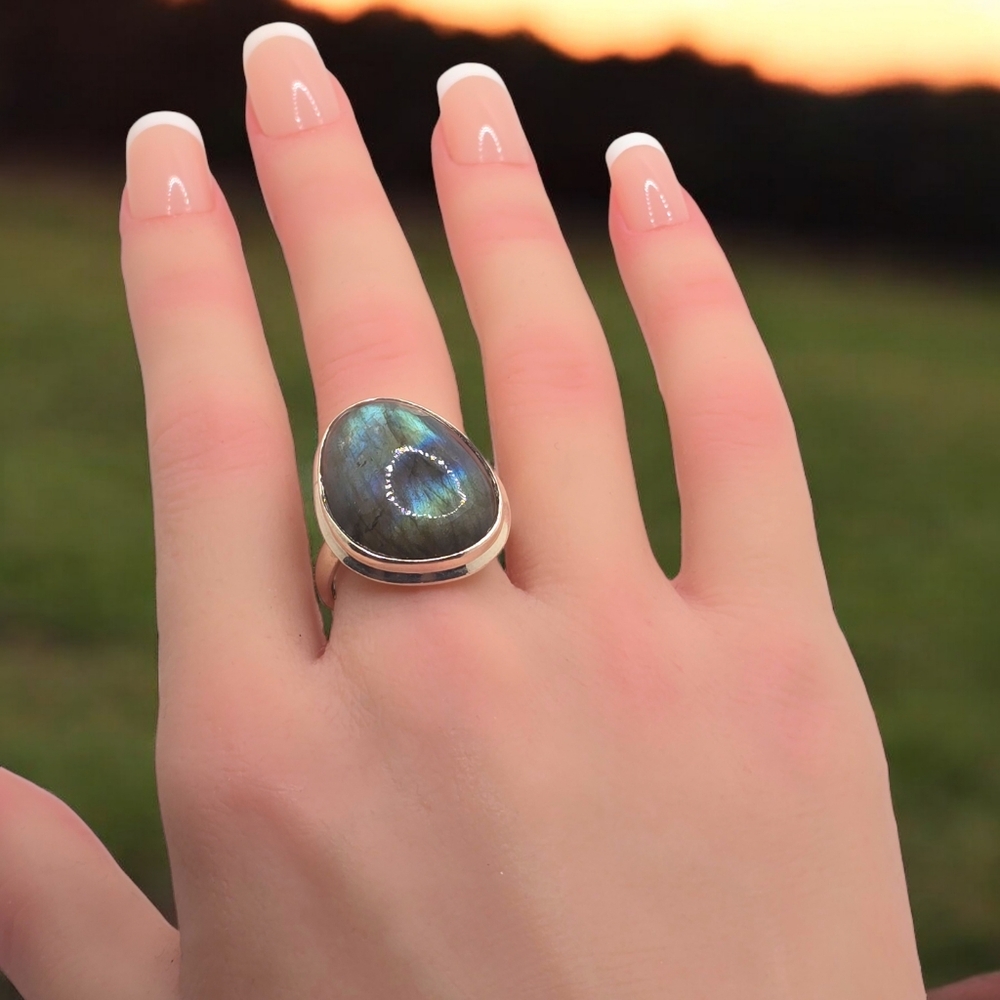 Large Labradorite Gemstone Ring .925 Sterling Sil… - image 3